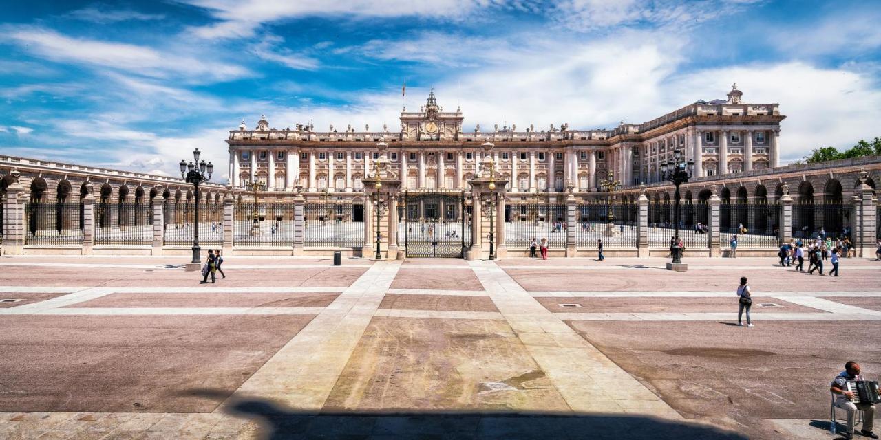 Puerta Del Sol Carretas Apartaments & Rooms Madryt Zewnętrze zdjęcie